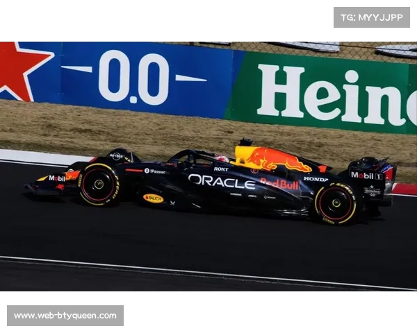 红牛赛车在新加坡高下压力赛道超预期表现背后技术分析